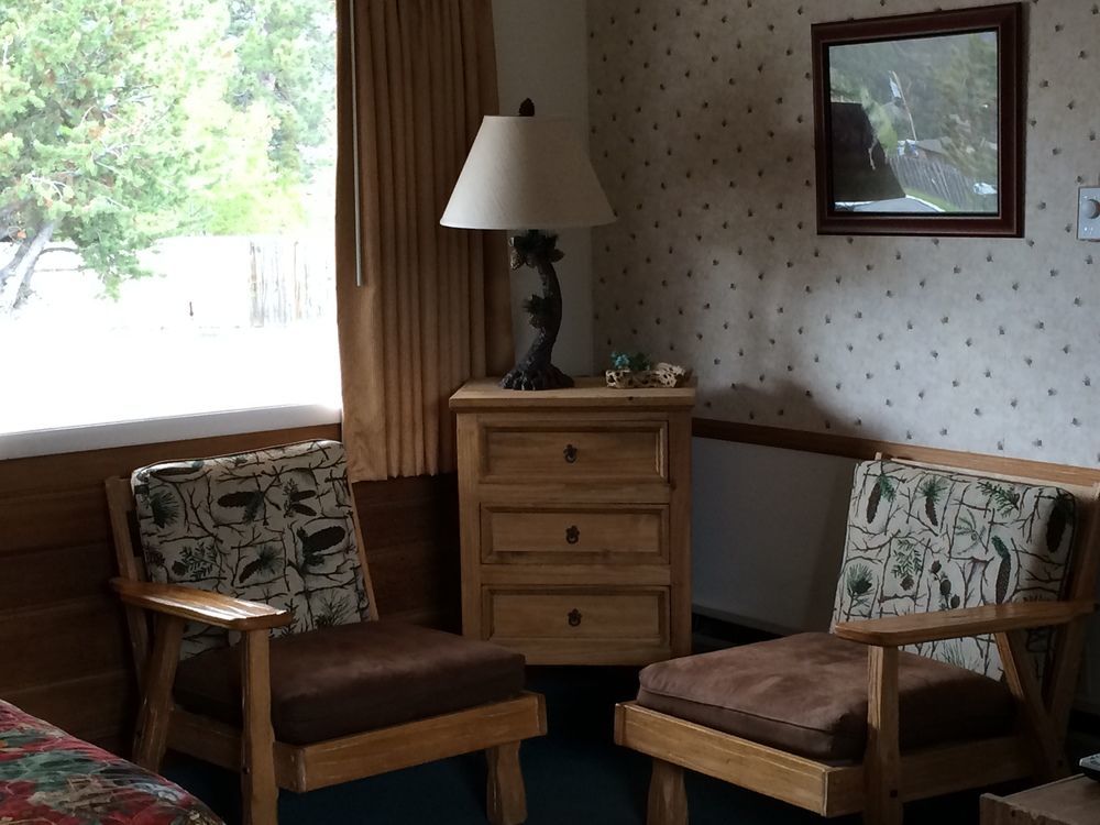 Columbine Inn (Adults Only) Эстес Парк Экстерьер фото